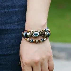 armband oog bedel retro vintage leer houten kralen henneptouw