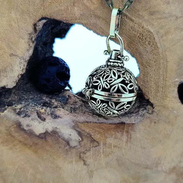 aroma ketting vlinder bronzen parfum medaillon