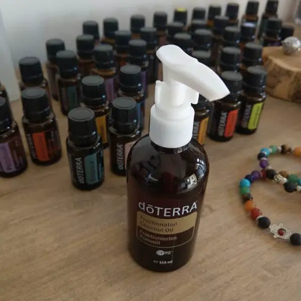 kokosolie doterra olie dispenser pompje wit