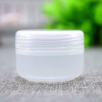 pot schroefdeksel creme zalf cosmetica transparant