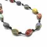 stenen halsketting nootje multicolor keramiek 2